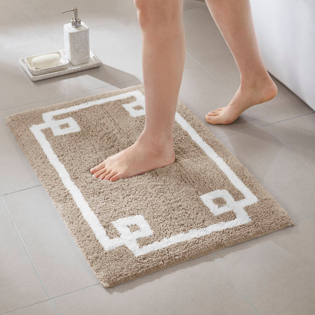 Evan - 20" x 30" Tufted Bath Rug - Taupe