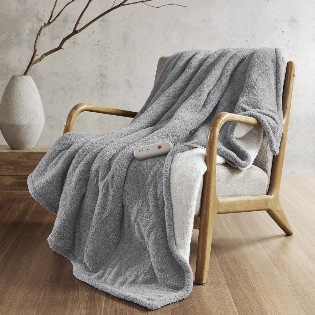 Amira - Dream Soft Heated Throw - Gray