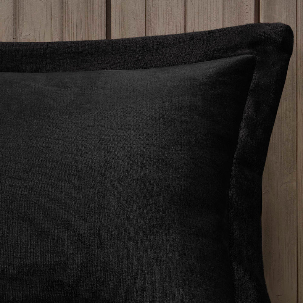 Alton - King Plush Sherpa Down Alternative Comforter Set - Black