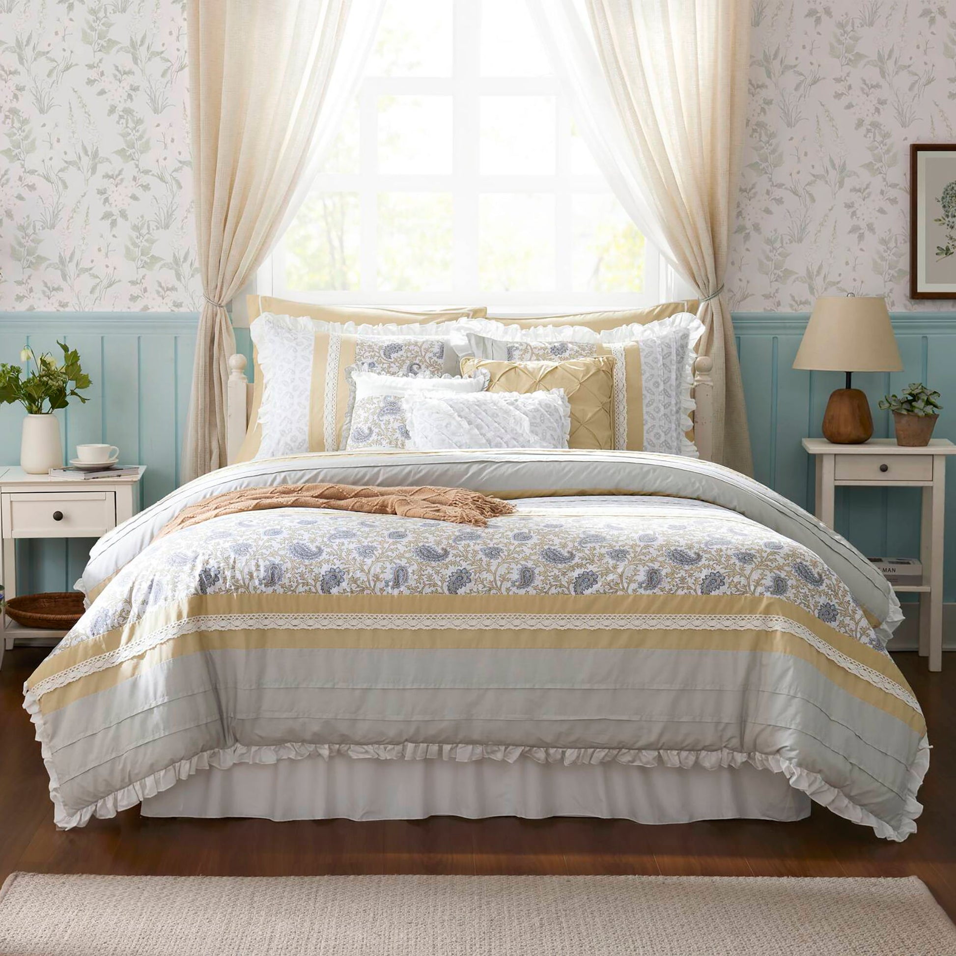 Dawn - Queen - 9 Piece Comforter Set - Yellow