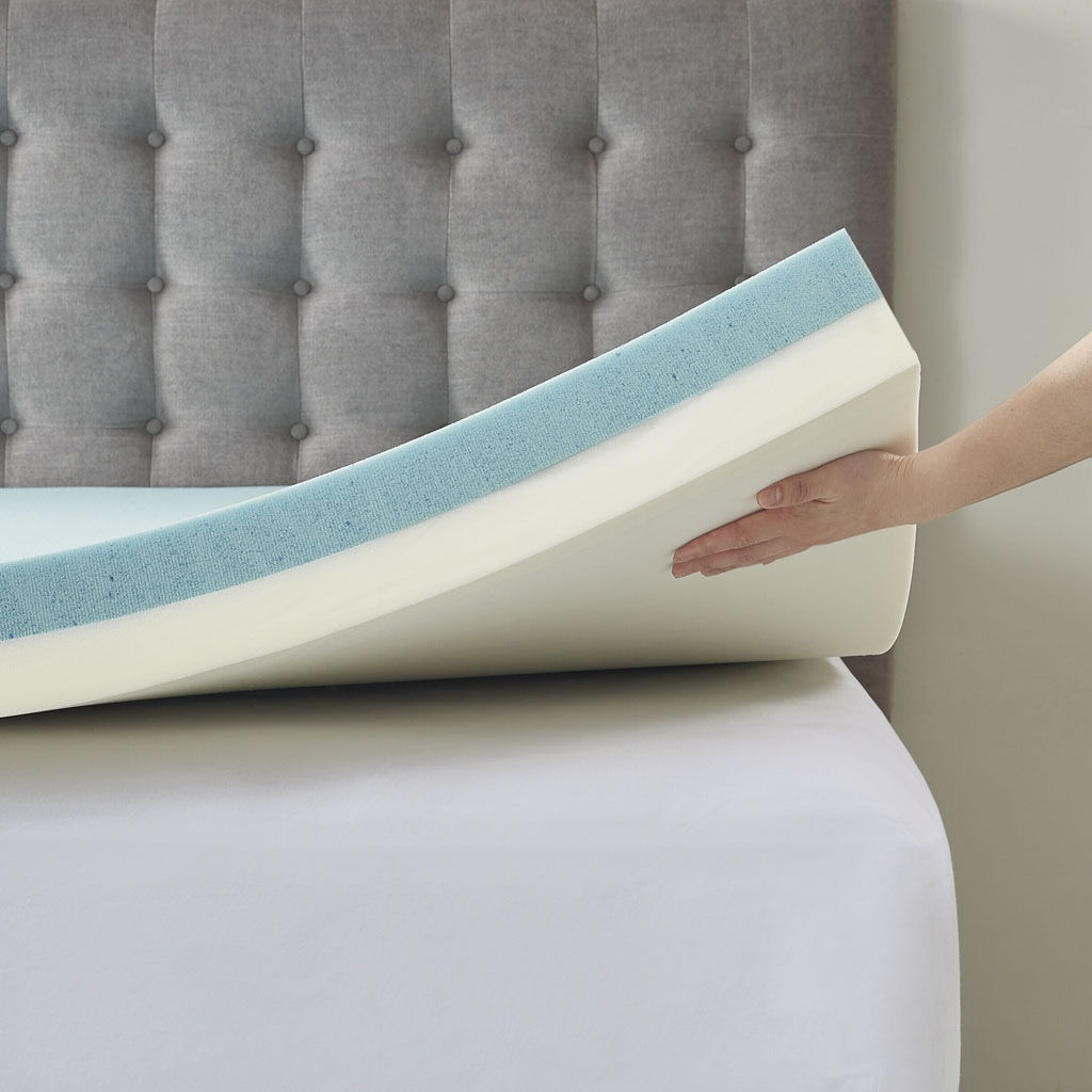 Twin Gel Memory Foam Mattress Topper - White