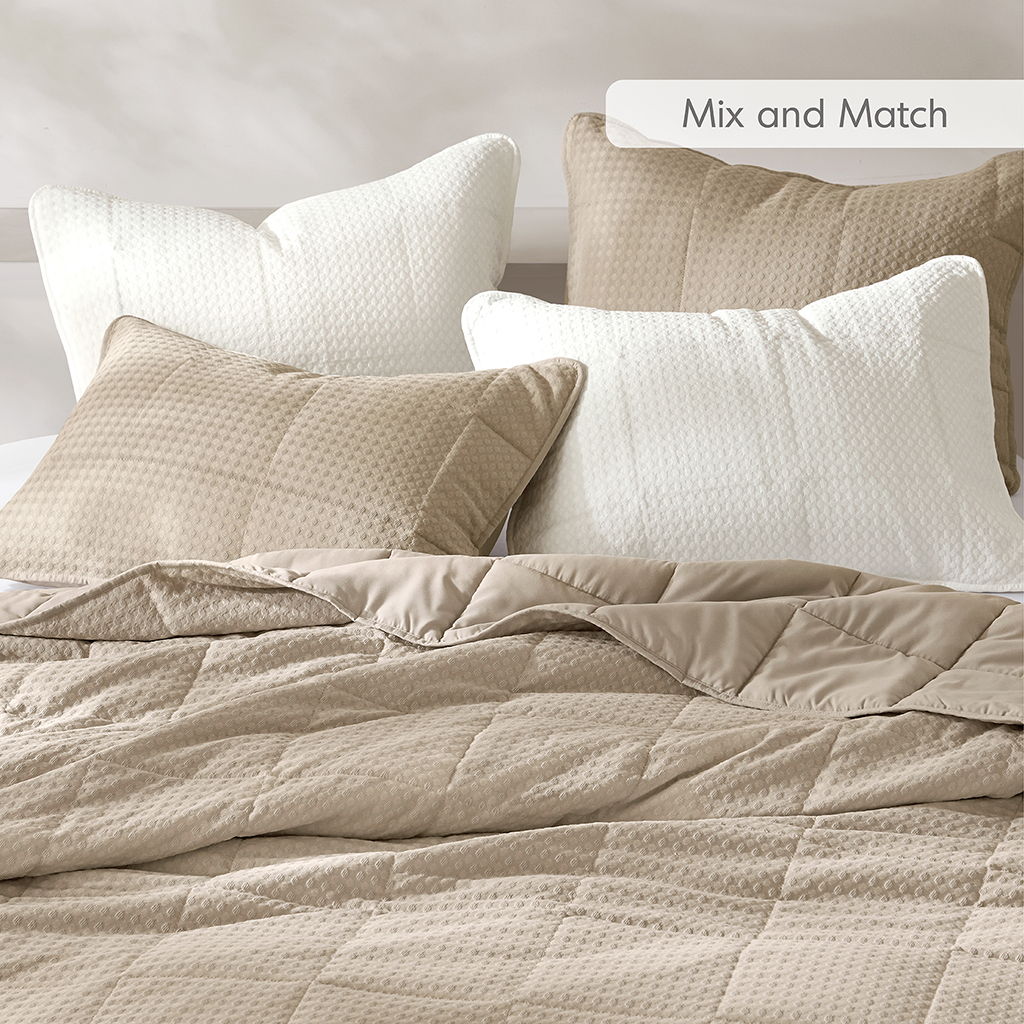 Mina - King/California King Waffle Weave Textured Quilt Set - White
