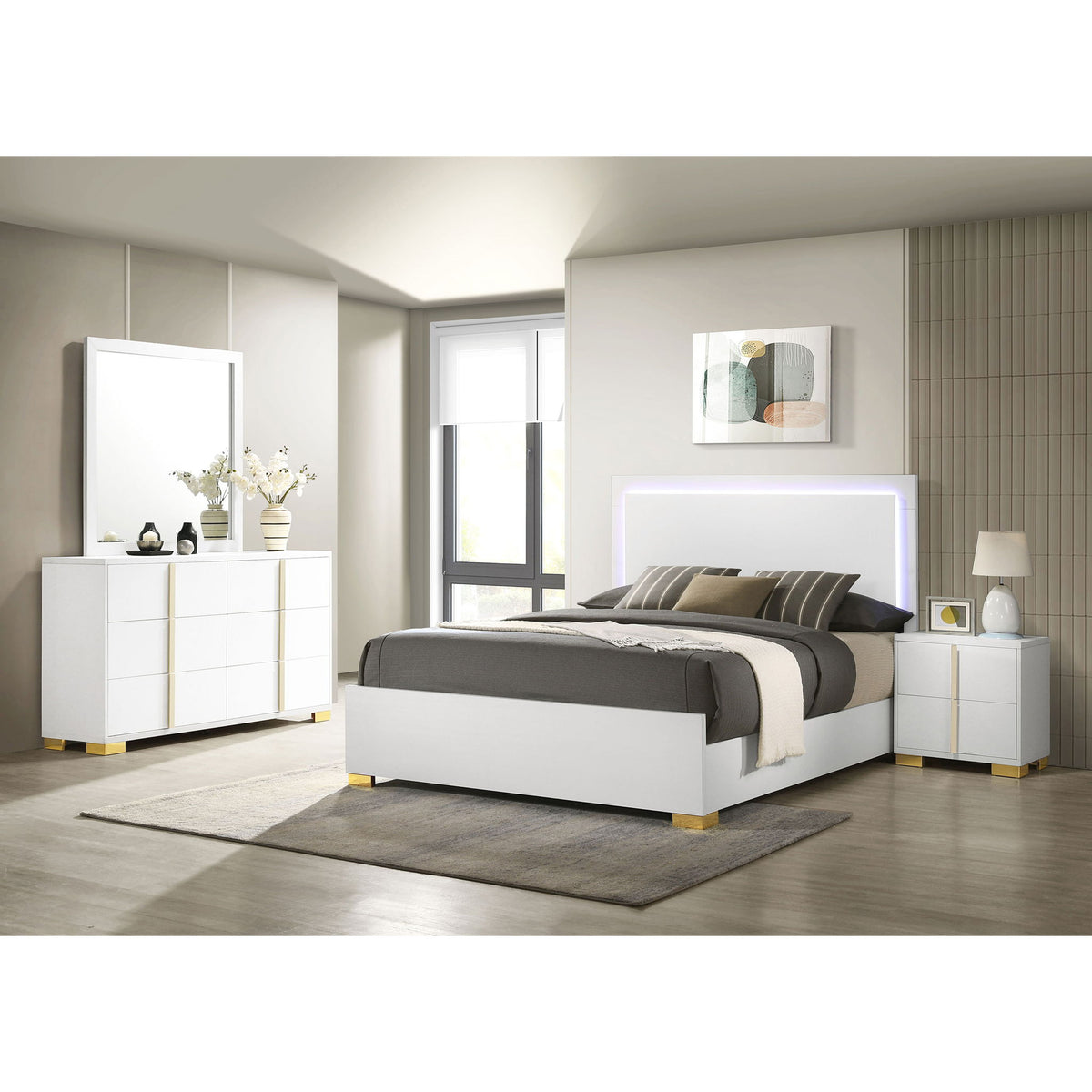 Bedroom Set With Accents