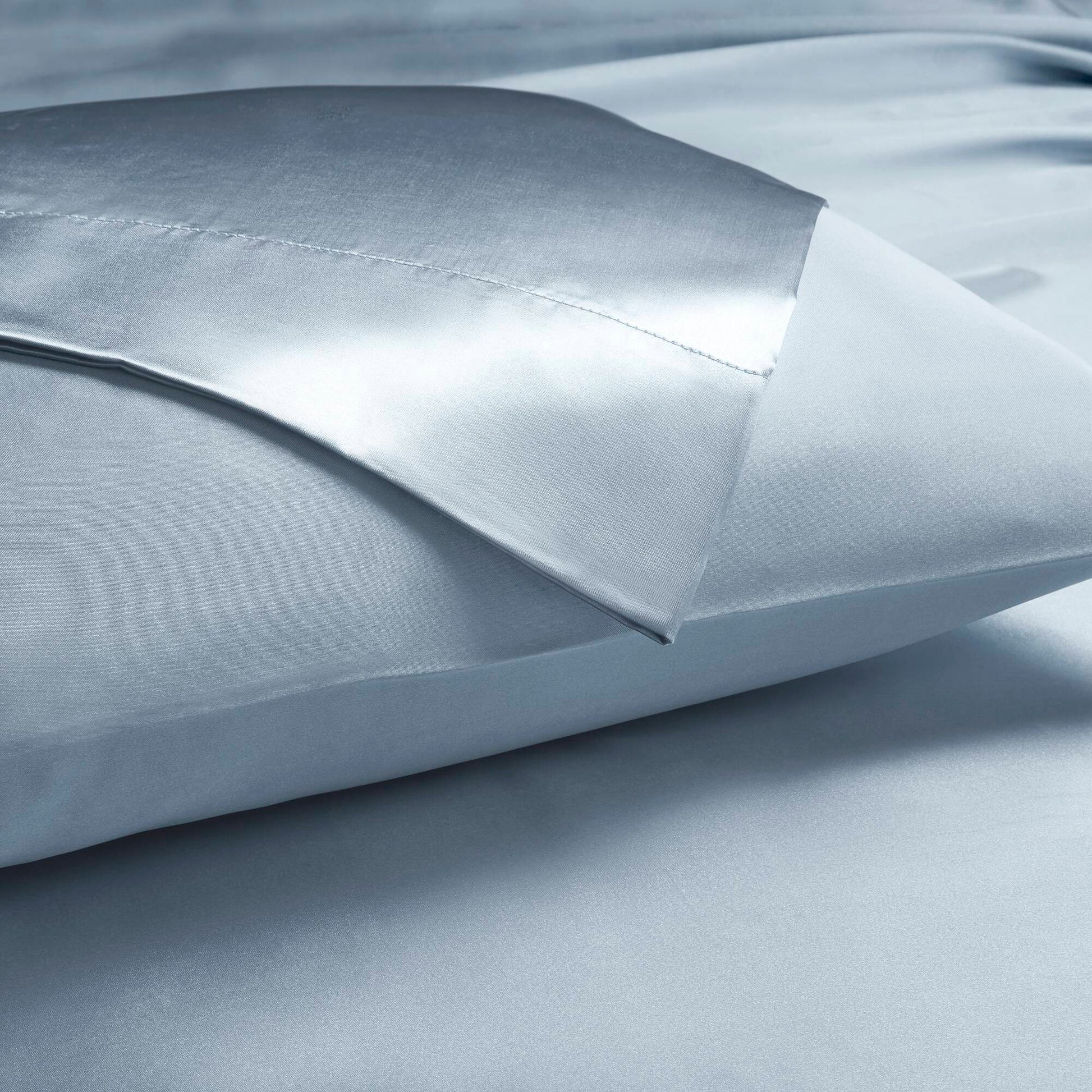 Satin - 6 Piece Queen Luxury Sheet Set - Blue