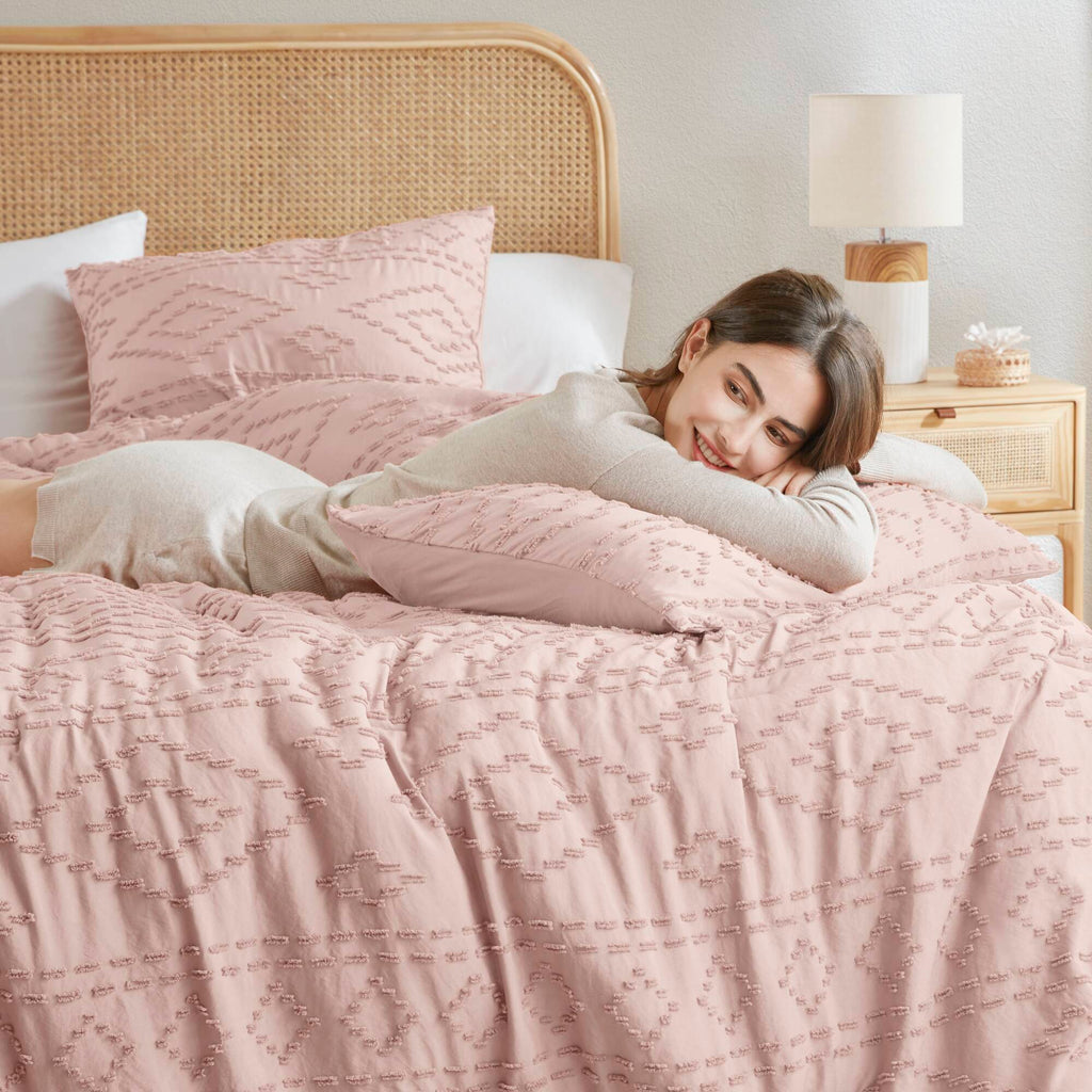 Gigi - Twin/Twin Long Comforter Mini Set - Pink