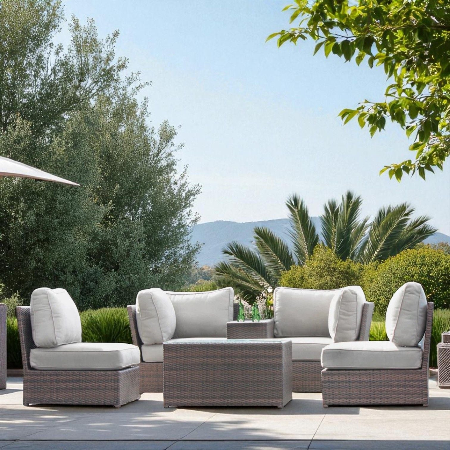 Comfortable Modern Patio Rattan Sectional Set With Cushions