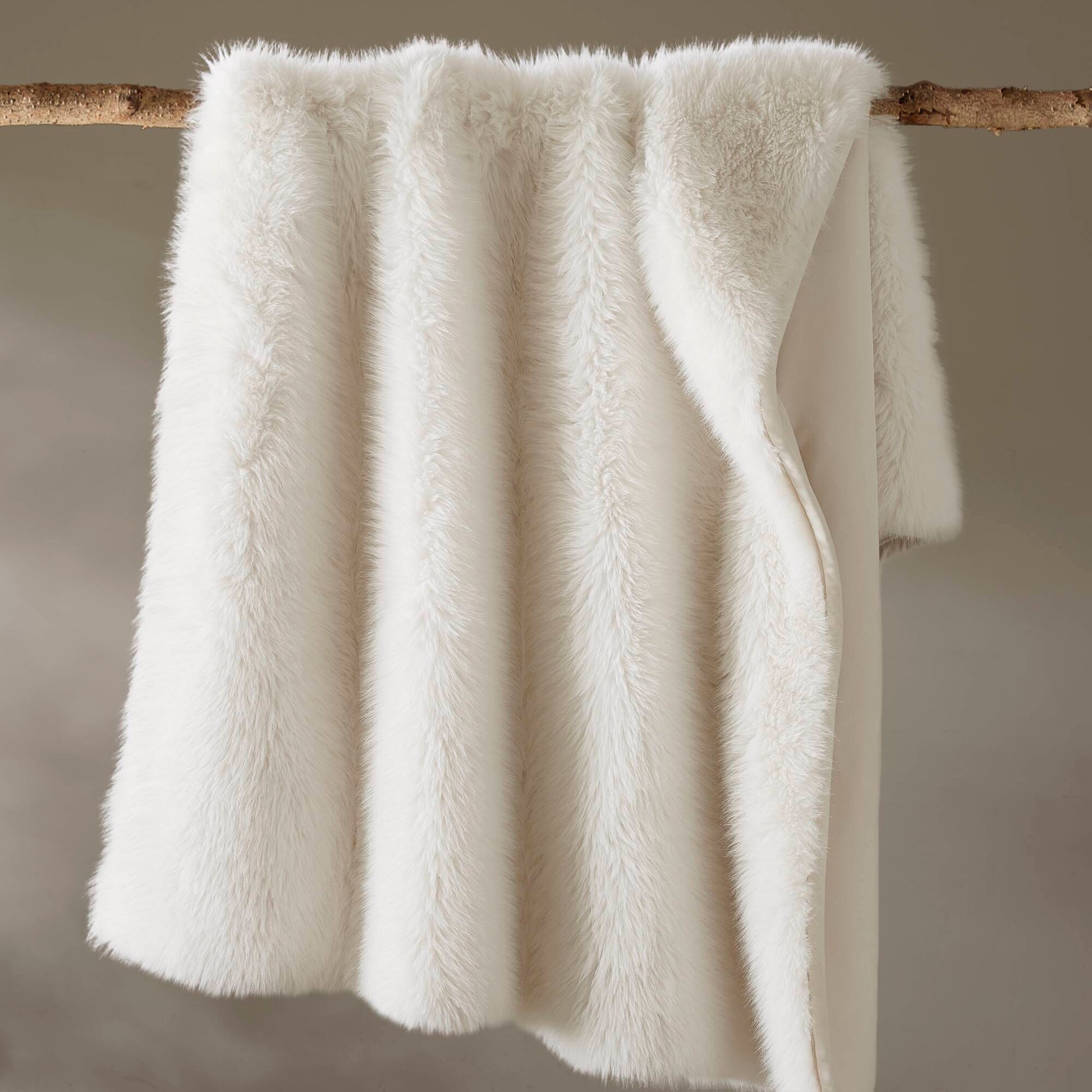 Botswana Animal Print - 60x80" Faux Fur Throw Blanket - Polar Bear