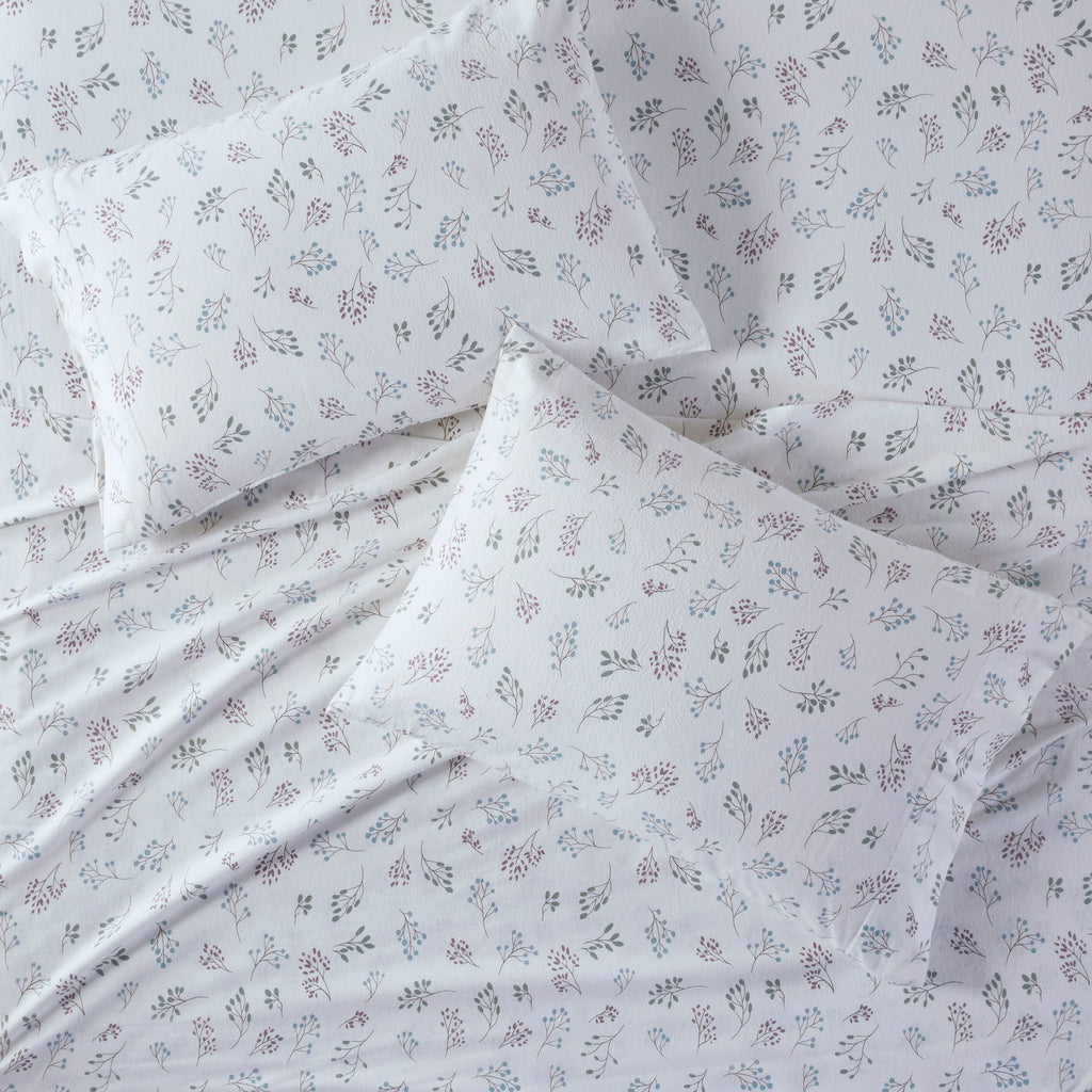 Cozy Cotton Flannel - King Printed Sheet Set - White Tossed Botanical
