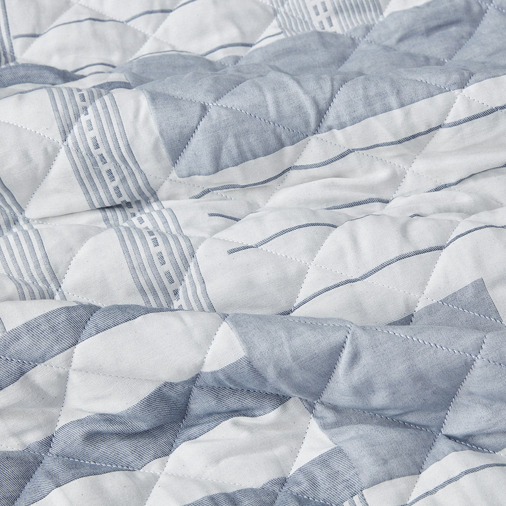 Graham - 3 Piece Full Jacquard Patchwork Quilt Set - Blue