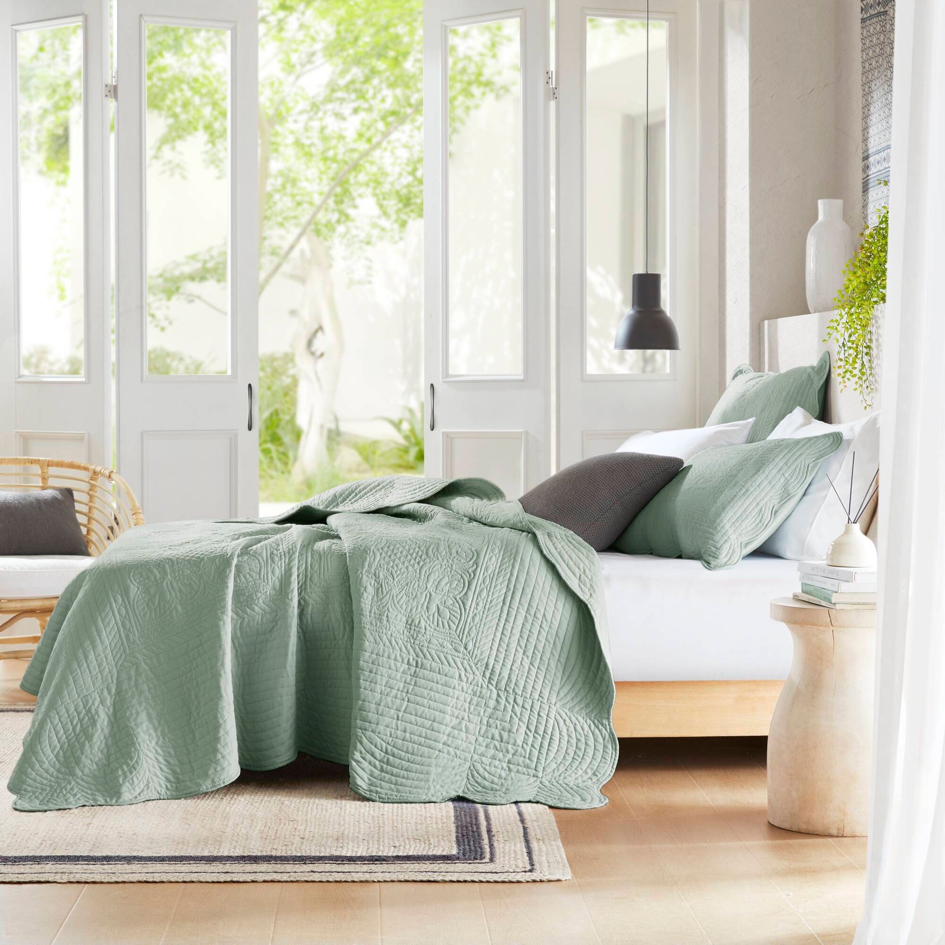 Tuscany - 3 Piece Reversible Scalloped Edge Coverlet Set - Seafoam