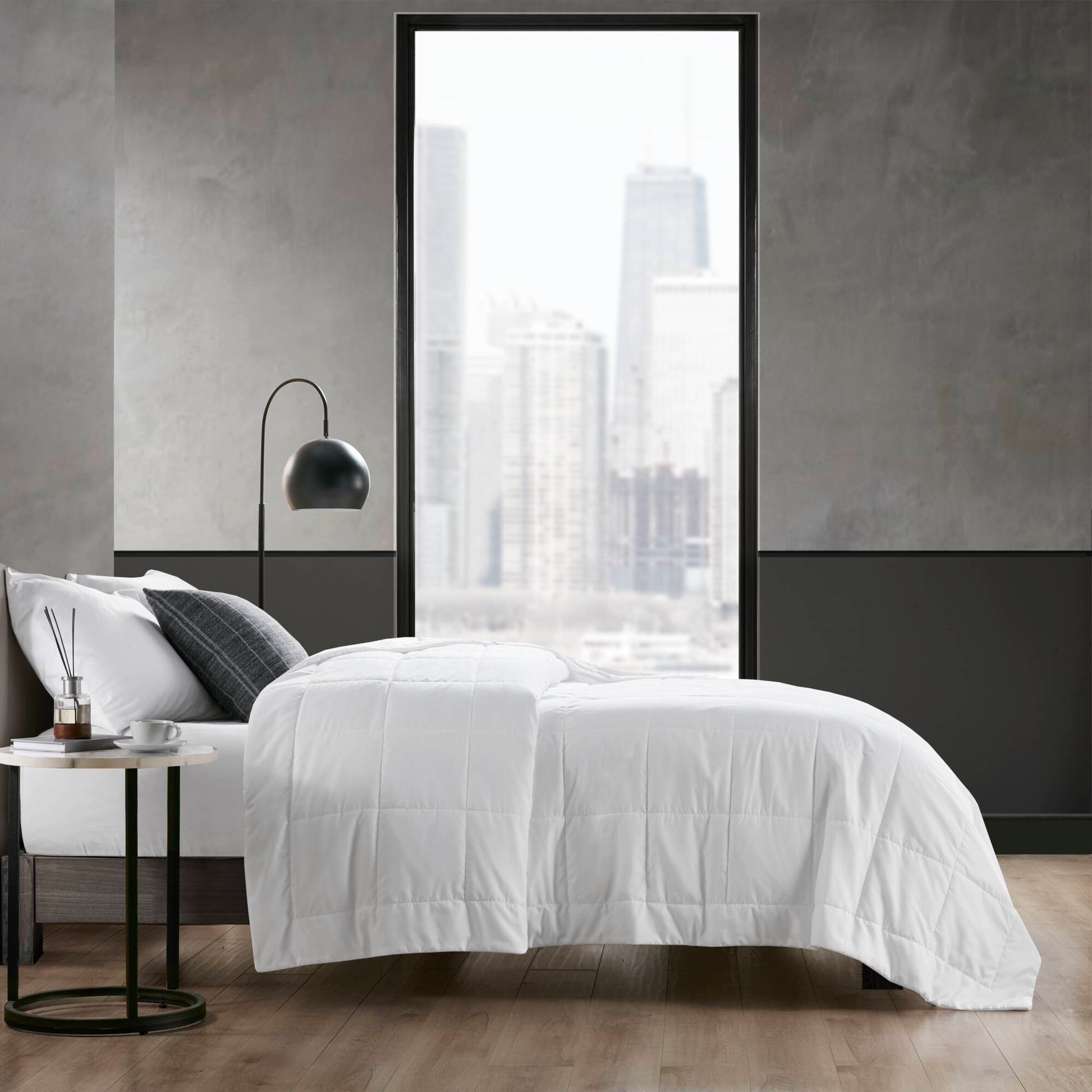 Cooling Touch - Down Alternative Blanket - White