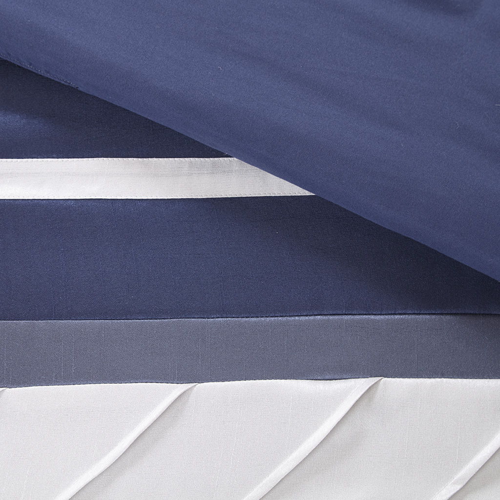 Blaire - California King Comforter (Set of 7) - Navy