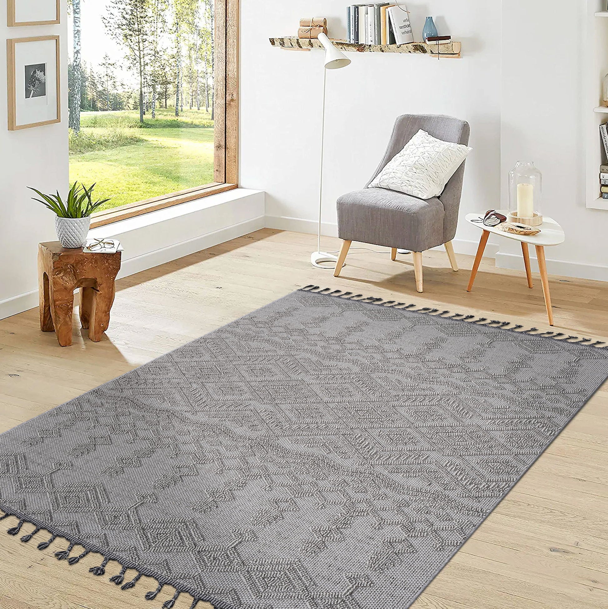 Guros - Traditional Indoor / Outdoor Rug