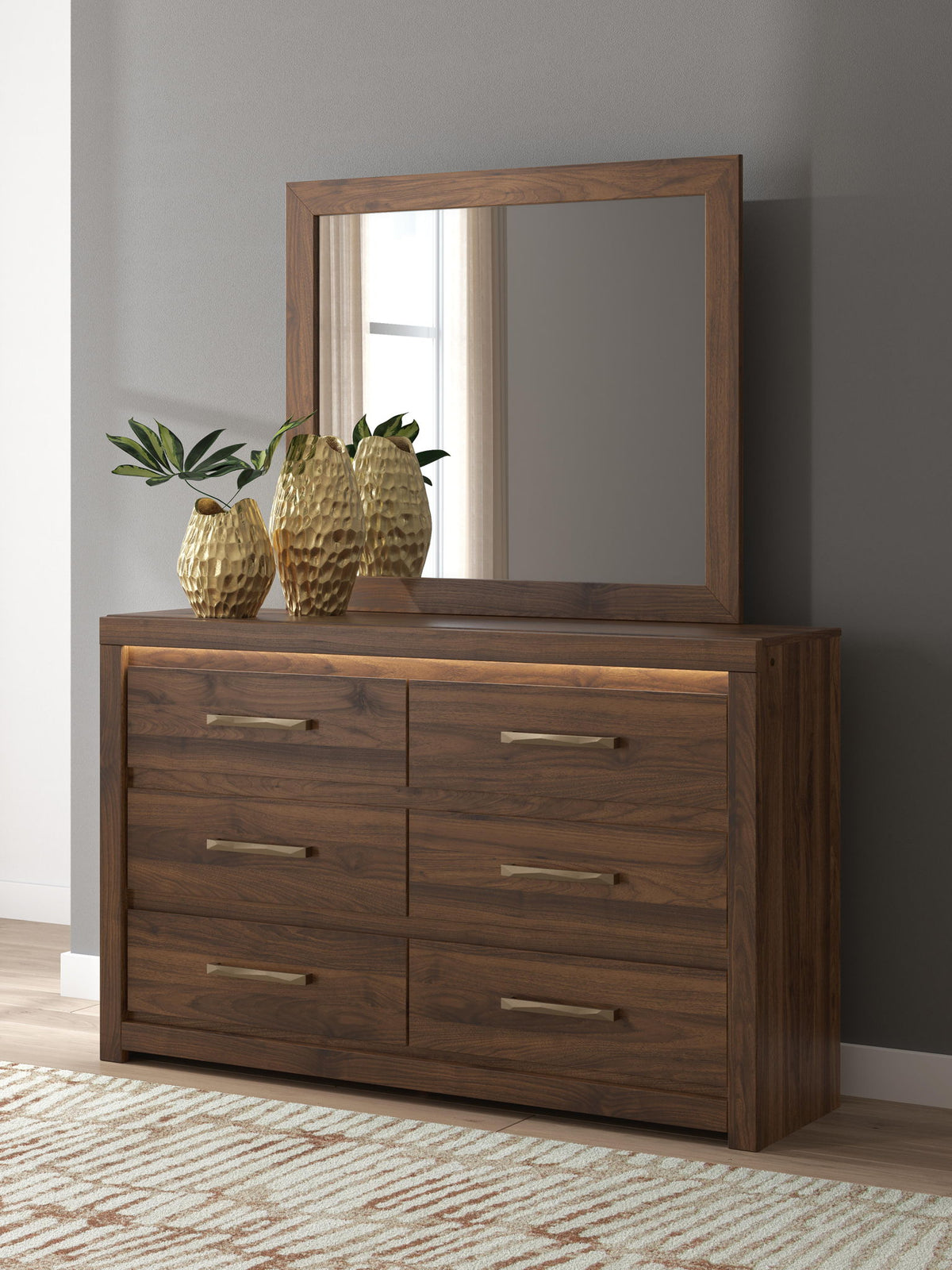Janfyn - Six Drawer Dresser