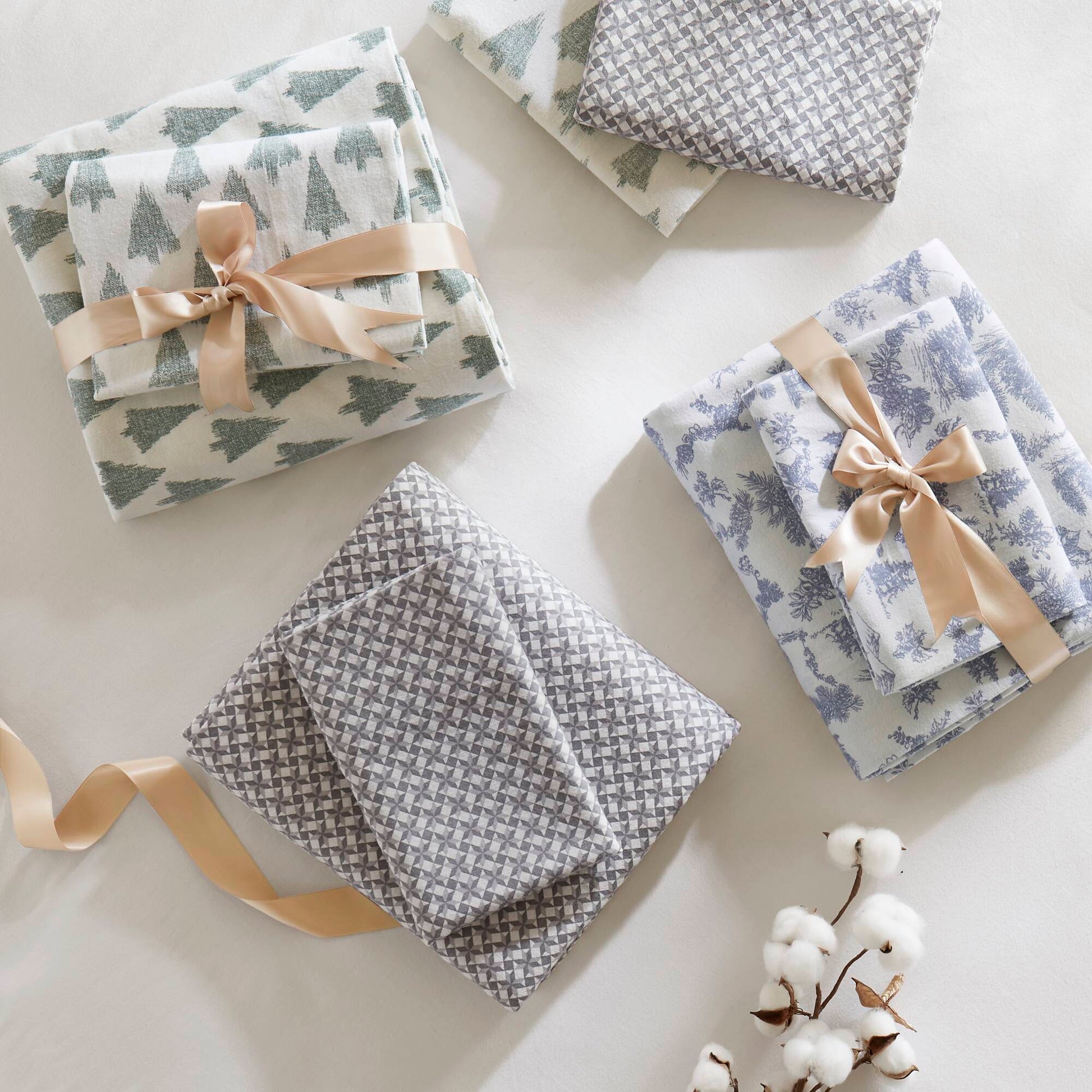 Cozy Cotton Flannel - King Printed Sheet Set - Toile Pine Trees
