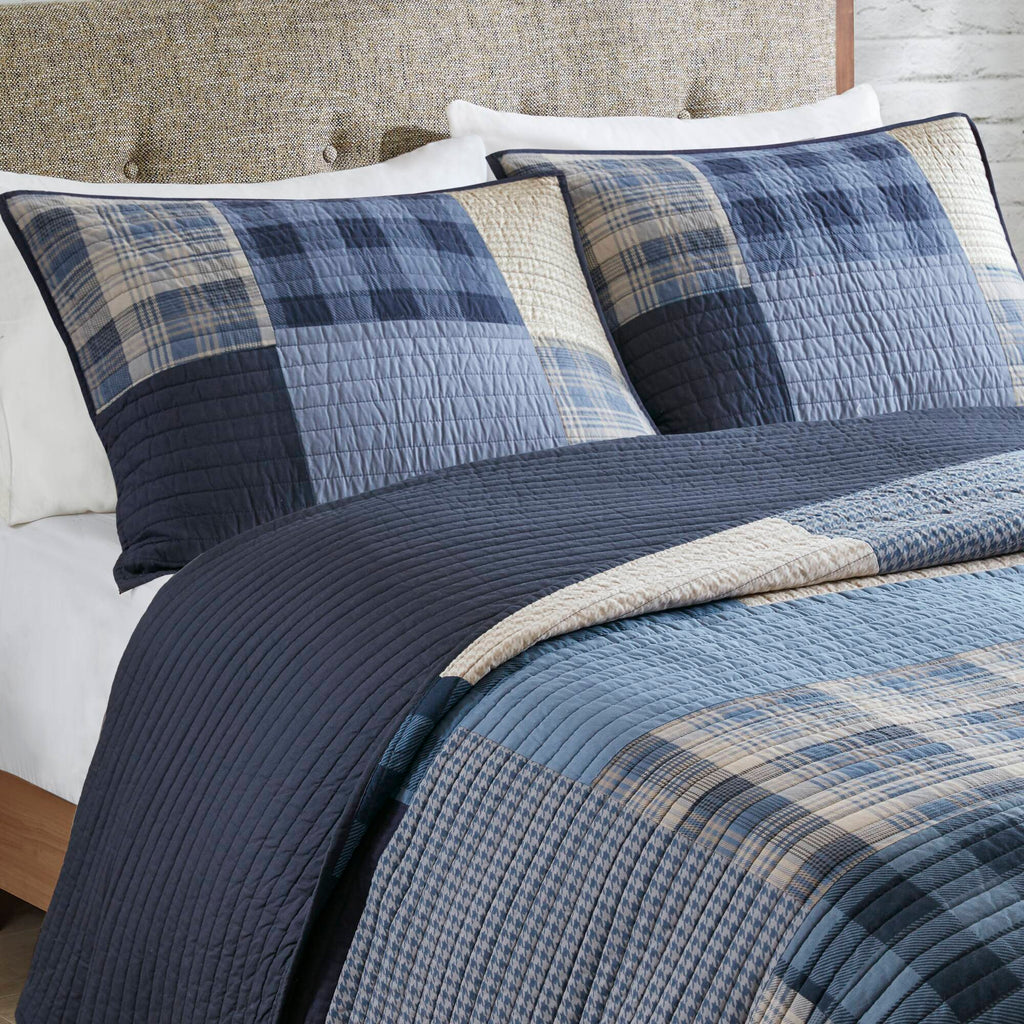 Winter Hills - Oversized King Cotton Quilt Set - Blue