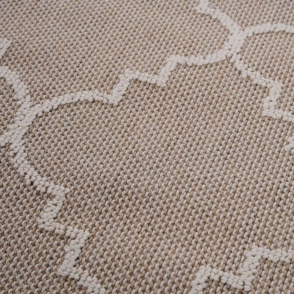 Guros - 6' X 9' Trellis Indoor / Outdoor Area Rug - Ivory