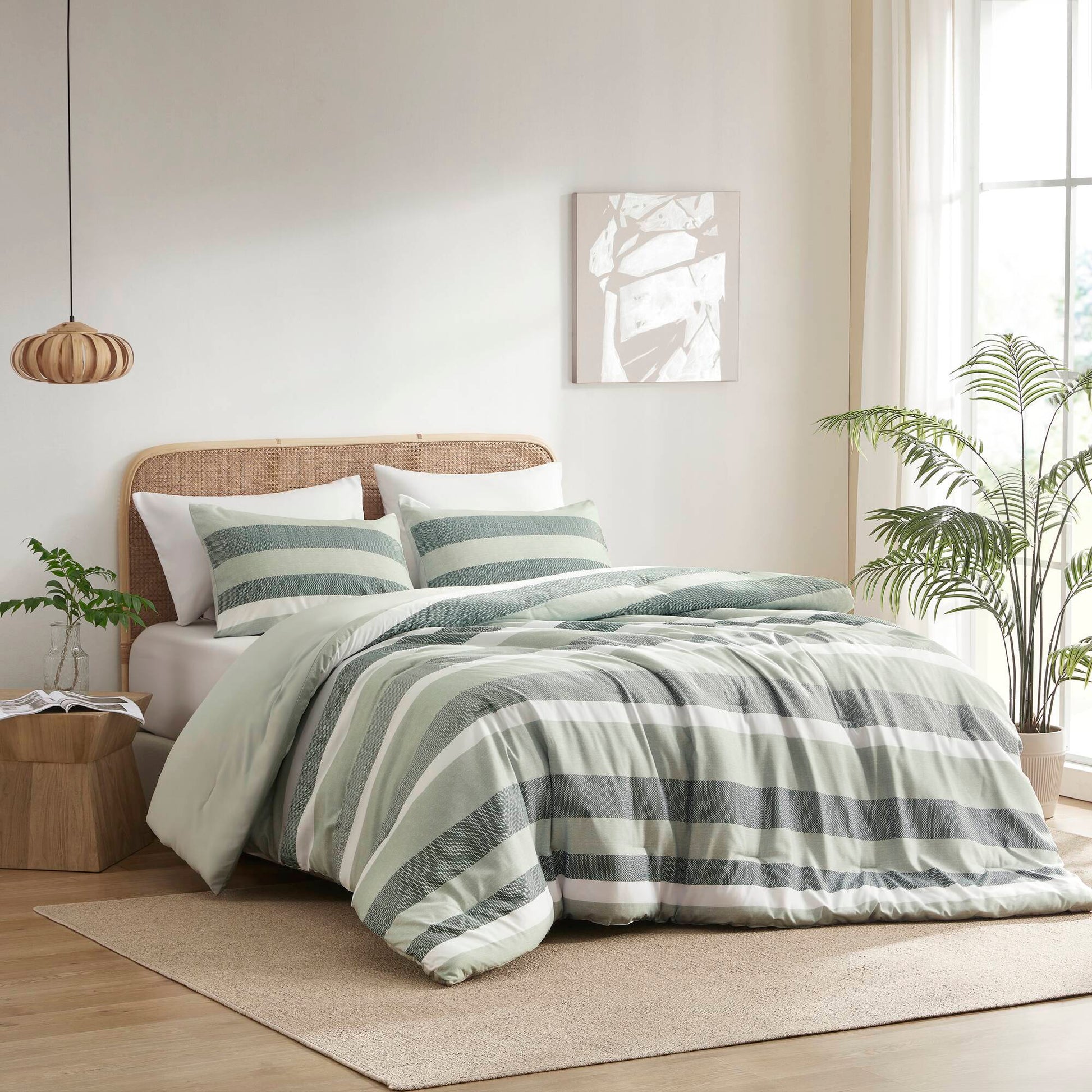 Blais - King Stripe Textured Print Comforter Set - Sage